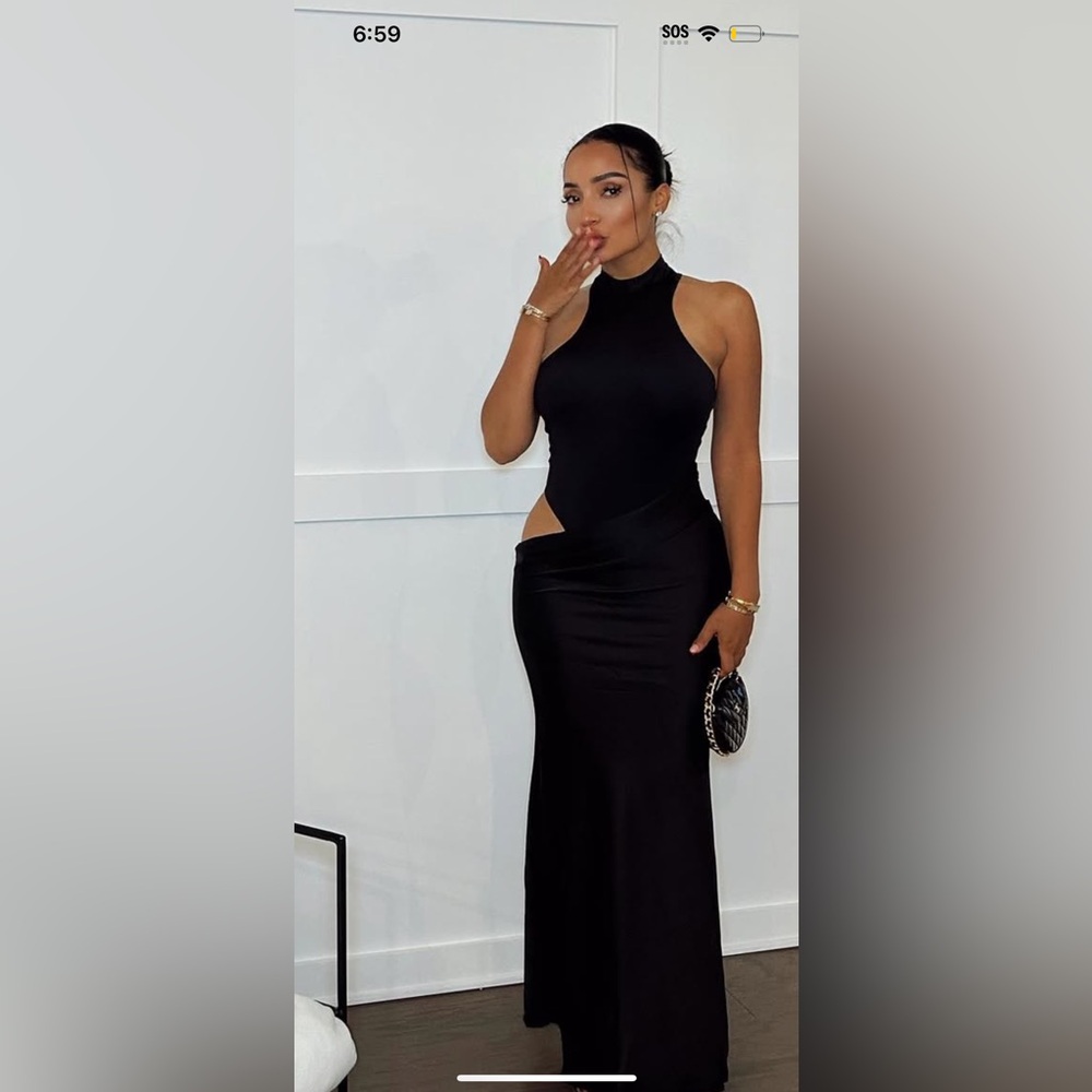 Beautiful black dress